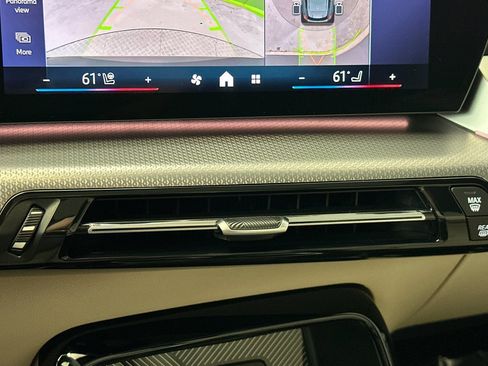 Certified 2025 BMW X1 M35i image 25