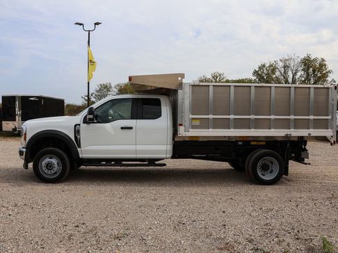 New 2025 Ford F450 XL w/ XL Chrome Package image 2