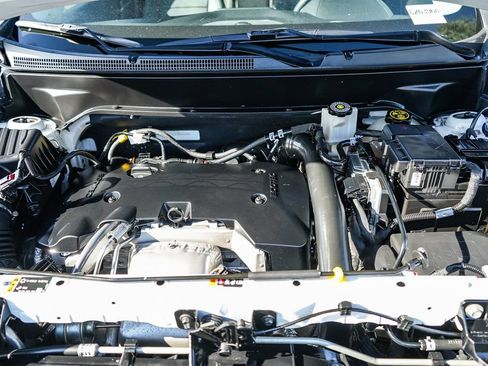 Used 2020 Chevrolet Equinox Premier FWD image 27