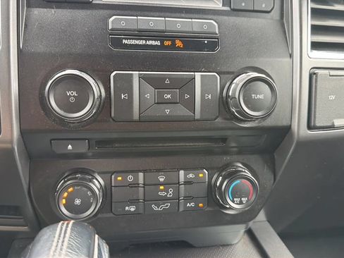 Used 2016 Ford F150 XLT w/ Equipment Group 301A Mid AWD/4WD image 27