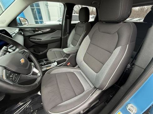 Certified 2025 Chevrolet TrailBlazer LT w/ Convenience Package image 14