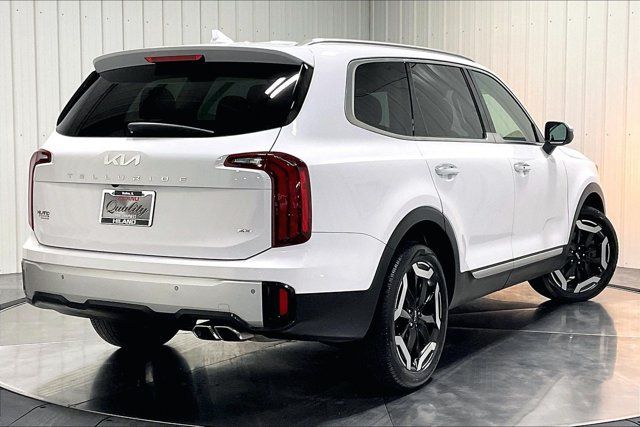 Used 2024 Kia Telluride S w/ S Sunroof Package AWD/4WD image 13