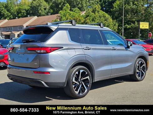 Used 2022 Mitsubishi Outlander GT image 5