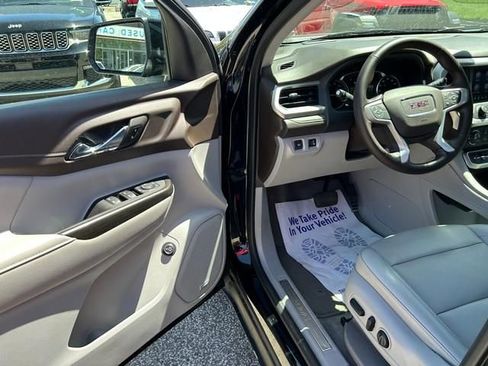 Used 2023 GMC Acadia SLT image 9