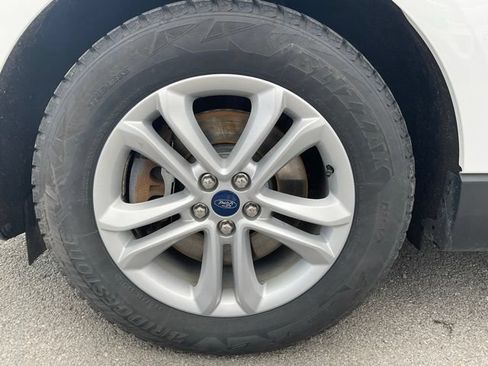 Used 2020 Ford Edge SEL w/ Convenience Package AWD/4WD image 27