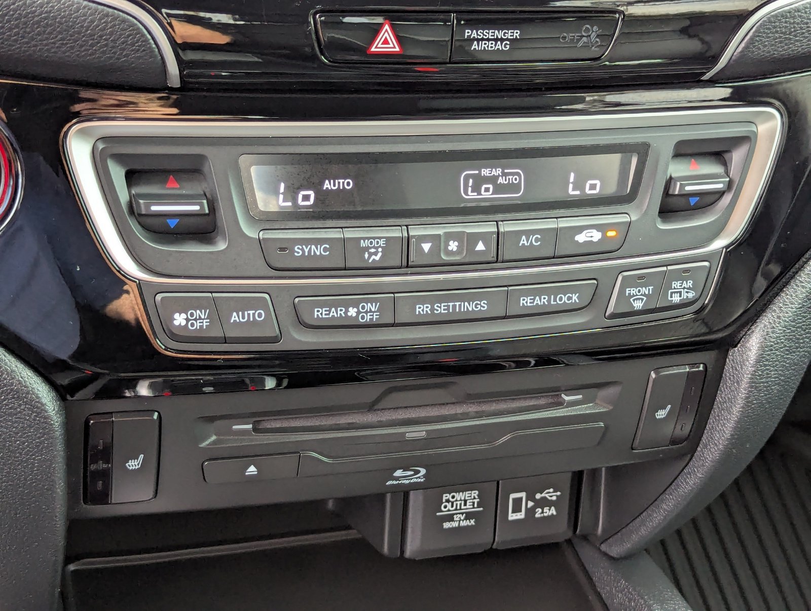 Used 2021 Honda Pilot Touring image 36