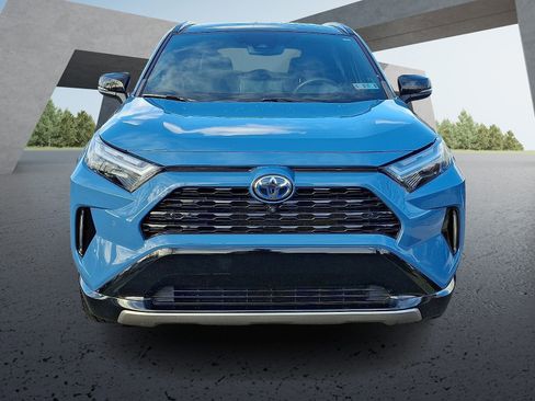 Certified 2022 Toyota RAV4 XSE image 2