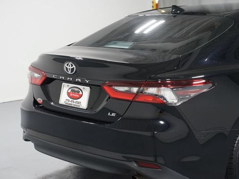 Used 2024 Toyota Camry LE FWD image 9