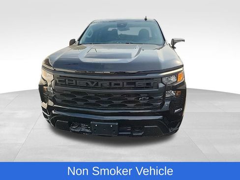 Used 2022 Chevrolet Silverado 1500 Custom w/ LPO, Dark Essentials Package AWD/4WD image 7