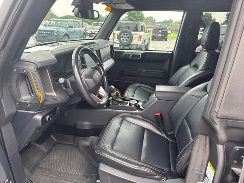 Used 2024 Ford Bronco Badlands AWD/4WD image 16