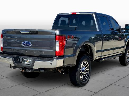 Used 2019 Ford F250 Lariat w/ Lariat Value Package AWD/4WD image 13
