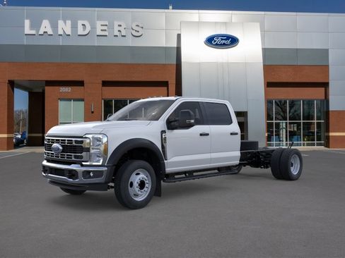 New 2026 Ford F450 XL w/ XL Chrome Package RWD image 1