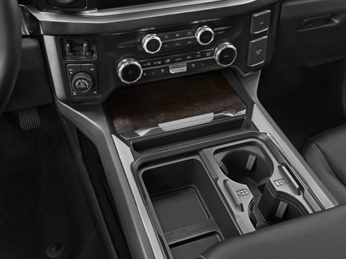 Used 2024 Ford F350 Platinum w/ FX4 Off-Road Package image 9