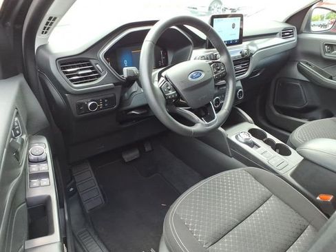 Certified 2023 Ford Escape Active AWD/4WD image 20