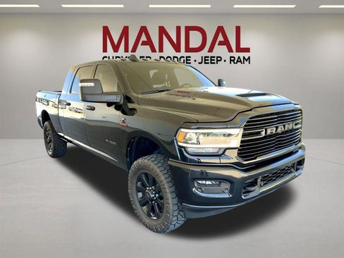 Used 2023 RAM 2500 Laramie w/ Night Edition AWD/4WD image 4