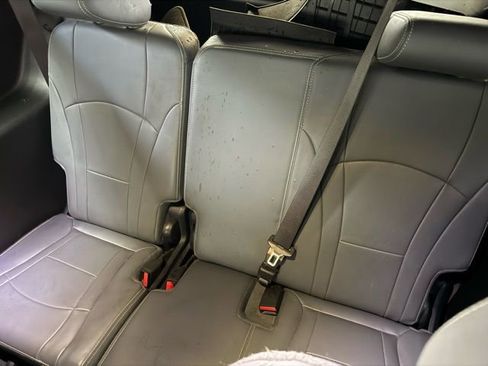 Certified 2024 Buick Enclave Essence w/ Experience Buick Package image 39