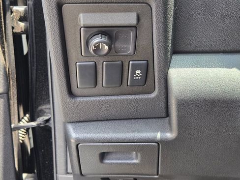 Used 2013 Nissan Rogue S FWD image 20