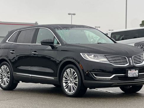 Used 2018 Lincoln MKX Reserve image 5
