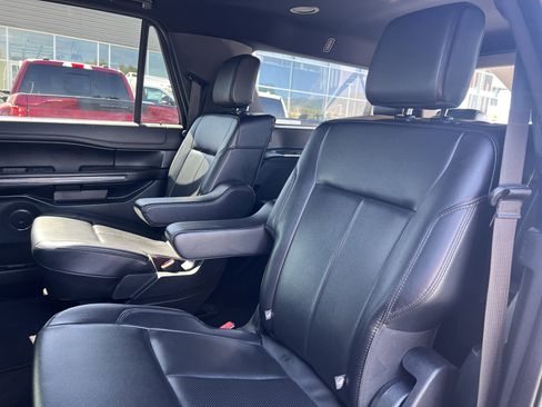 Used 2021 Ford Expedition Max XLT AWD/4WD image 25