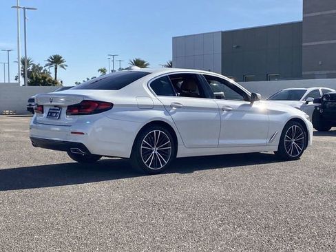 Used 2023 BMW 530i w/ Premium Package image 6