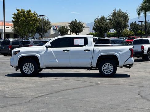 Used 2026 Toyota Tacoma SR5 RWD image 9
