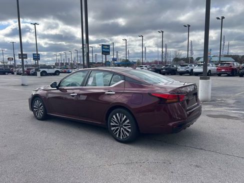 Used 2023 Nissan Altima 2.5 SV image 7