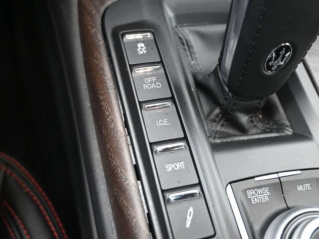Used 2023 Maserati Levante GT AWD/4WD image 28