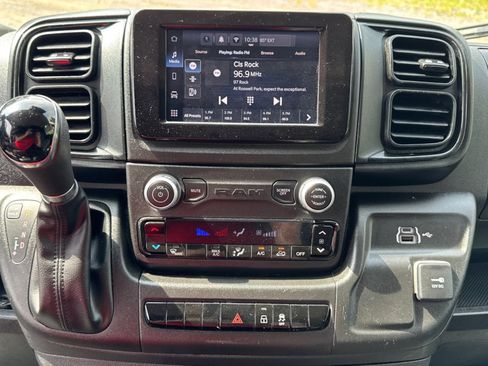 Used 2023 RAM ProMaster 2500 image 12