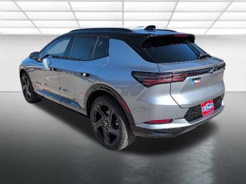 New 2026 Chevrolet Equinox EV RS image 2