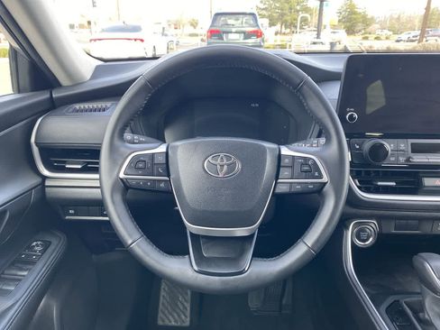 Certified 2025 Toyota Grand Highlander AWD image 14