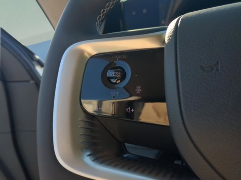 New 2026 INFINITI QX80 Luxe w/ Cargo Package image 15