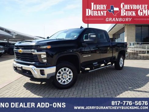 Used 2025 Chevrolet Silverado 3500 LT w/ Safety Package AWD/4WD image 4
