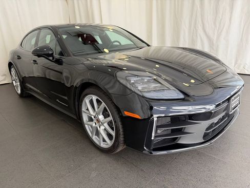 Certified 2025 Porsche Panamera 4 AWD/4WD image 7