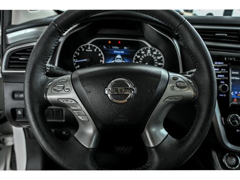 Used 2016 Nissan Murano Platinum w/ Platinum Technology Package image 17