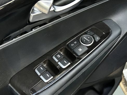 Used 2017 Kia Sorento LX w/ LX V6 Convenience Package FWD image 12