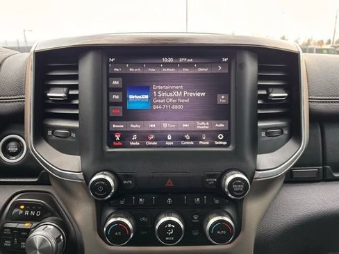 Used 2019 RAM 1500 Laramie AWD/4WD image 18