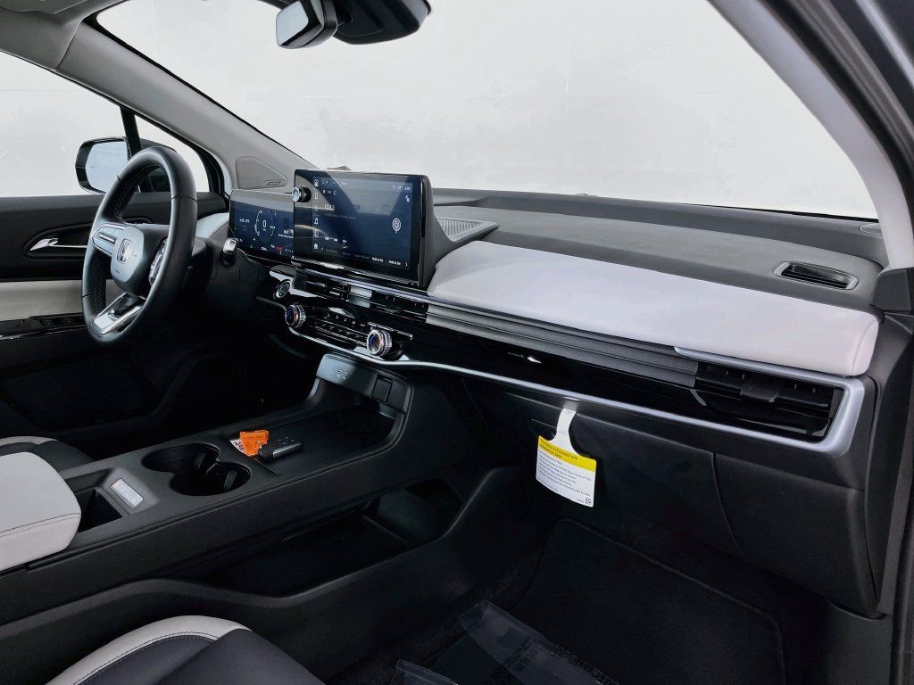 Used 2025 Honda Prologue Touring image 36
