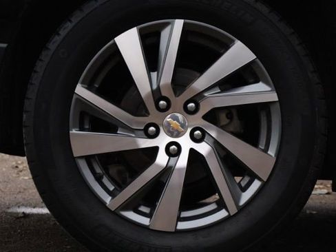 Used 2022 Chevrolet Equinox Premier image 12