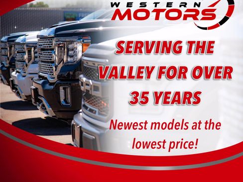 Used 2025 Chevrolet Trax LT w/ LT Convenience Package image 5