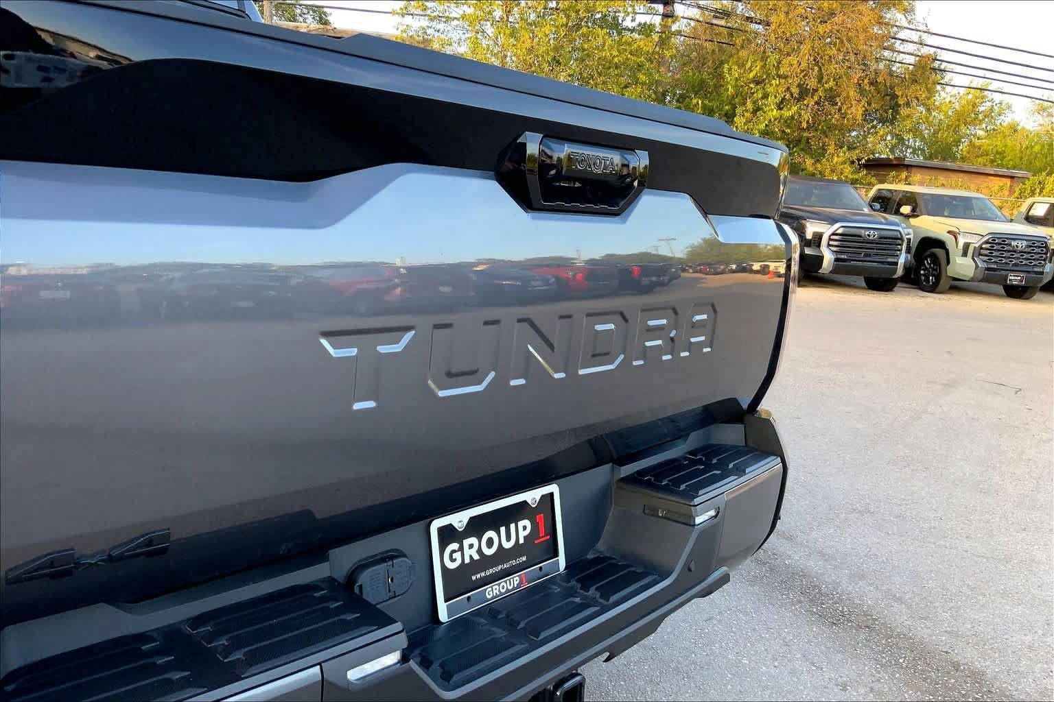 Used 2025 Toyota Tundra Platinum AWD/4WD image 31