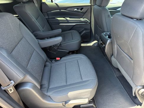 Used 2026 Chevrolet Traverse LT w/ Driver Confidence Package FWD image 15