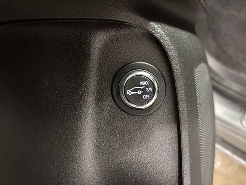Used 2024 Buick Envista Sport Touring FWD image 25