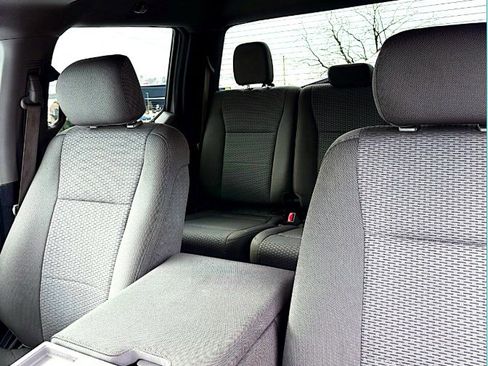 Used 2017 Ford F450 XLT w/ XLT Premium Package image 1