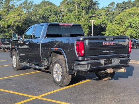 Used 2020 GMC Sierra 2500 Denali w/ Denali Ultimate Package AWD/4WD image 3