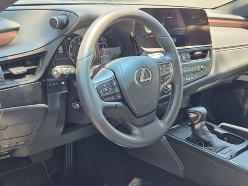 Certified 2024 Lexus ES 350 Ultra Luxury FWD image 10