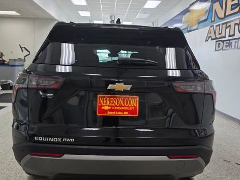 Used 2026 Chevrolet Equinox LT w/ Convenience Package II AWD/4WD image 6