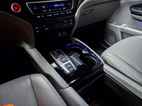 Used 2017 Honda Pilot Elite image 36