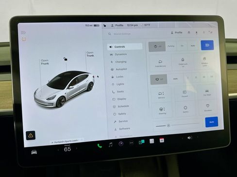 Used 2022 Tesla Model 3 Long Range AWD/4WD image 18