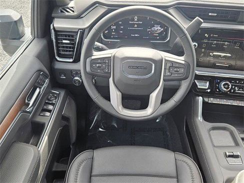 New 2026 GMC Sierra 2500 Denali w/ Denali Reserve Package image 11