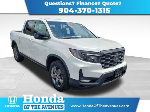 Used 2024 Honda Ridgeline TrailSport image 1